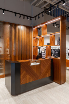 LIVIANA CONTI Київ Ocean Plaza 03