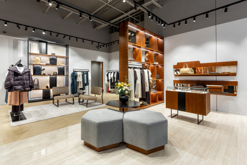 LIVIANA CONTI Київ Ocean Plaza 13